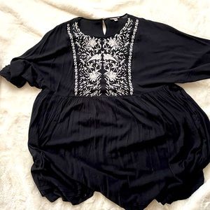 Never worn only tried on dress from Knox rose